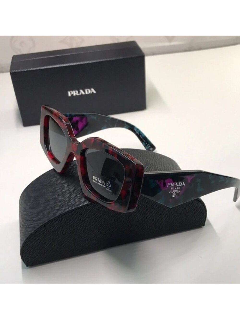 New Authentic Prada Red Tortoise Shell Sunglasses - Picture 8 of 16